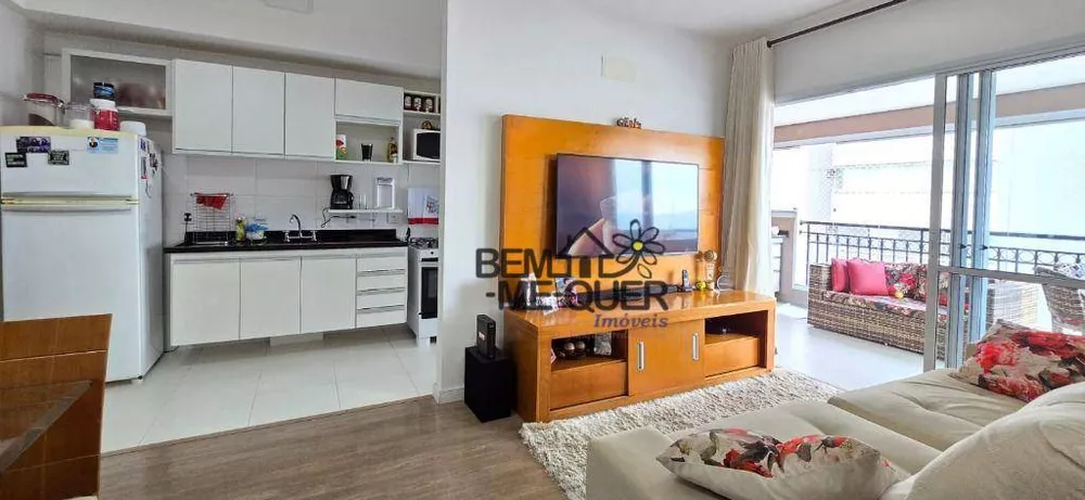 Apartamento à venda com 3 quartos, 74m² - Foto 3