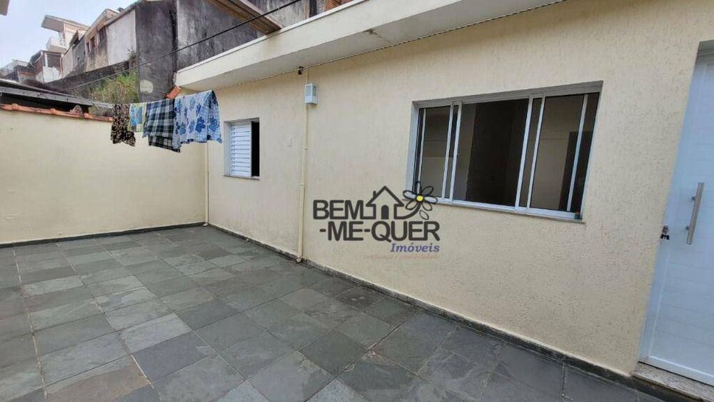 Casa à venda com 3 quartos, 200m² - Foto 2