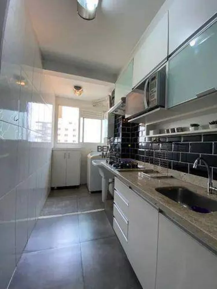 Apartamento à venda com 2 quartos, 58m² - Foto 3