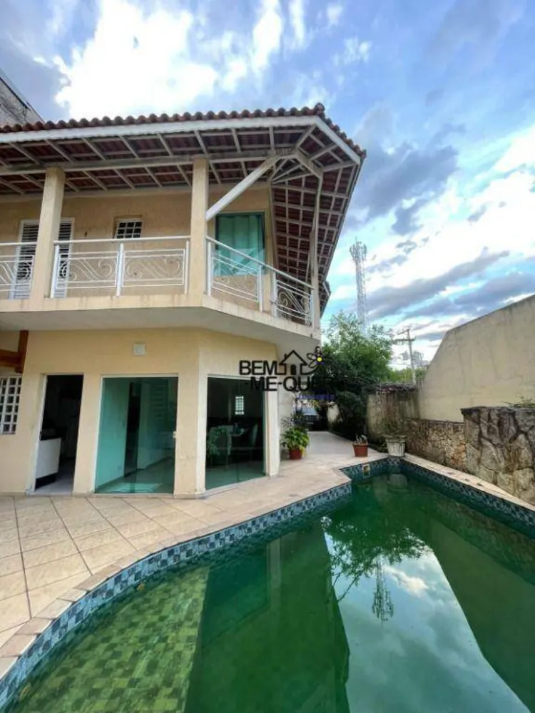 Sobrado, 4 quartos, 366 m² - Foto 1