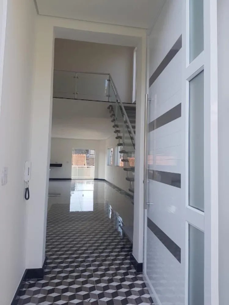 Sobrado, 3 quartos, 297 m² - Foto 1