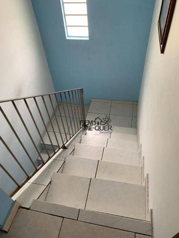 Sobrado, 3 quartos, 209 m² - Foto 2