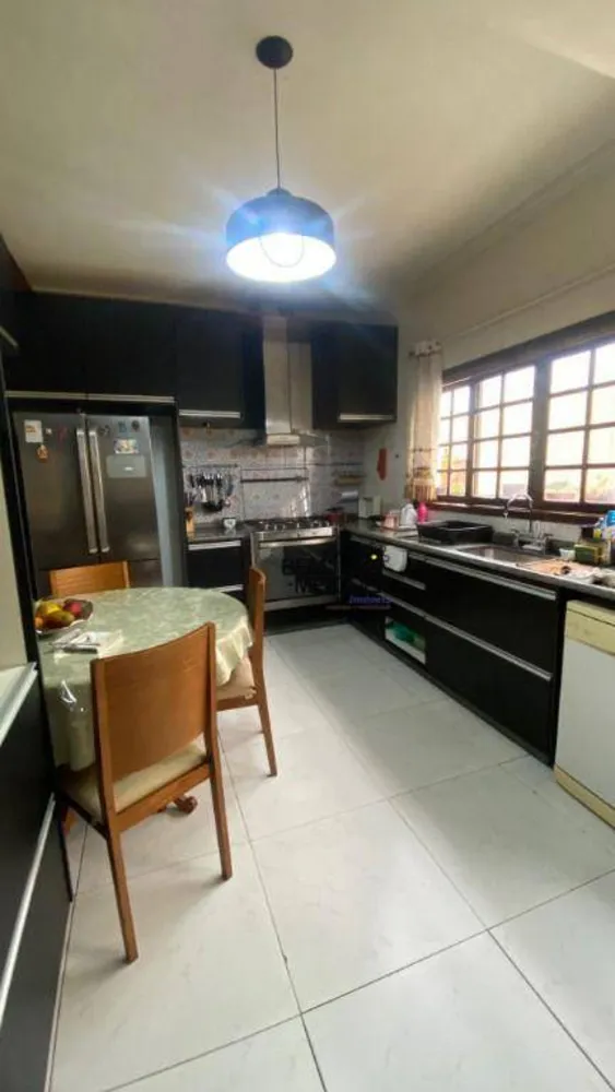 Sobrado, 4 quartos, 338 m² - Foto 8