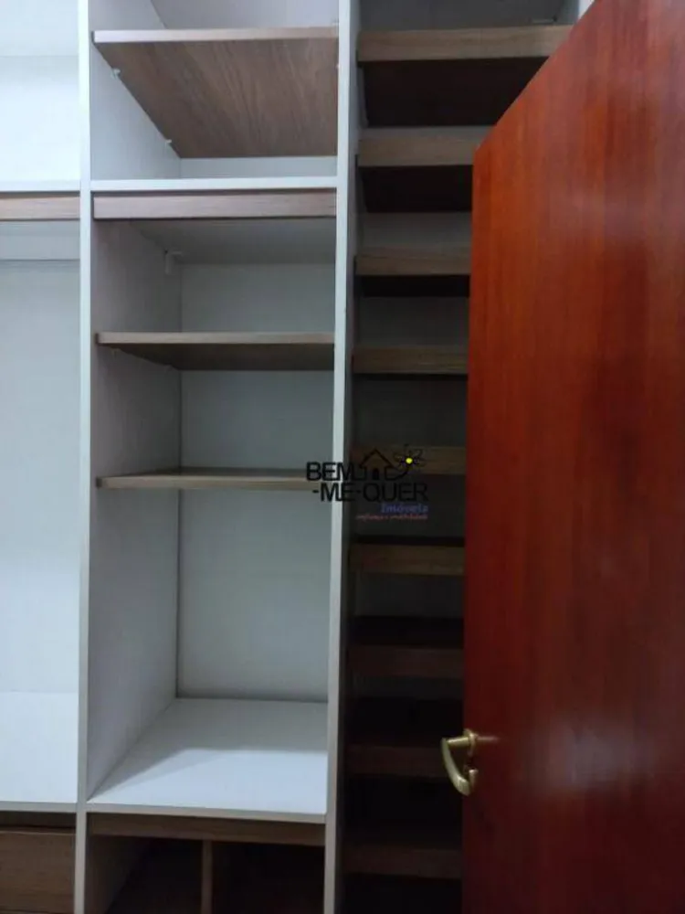 Casa, 3 quartos, 207 m² - Foto 3