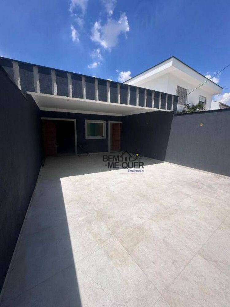 Casa à venda com 3 quartos, 130m² - Foto 1