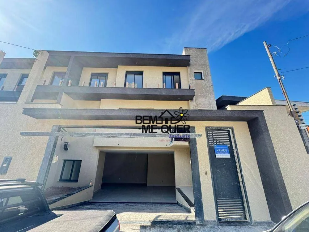 Sobrado, 3 quartos, 189 m² - Foto 1