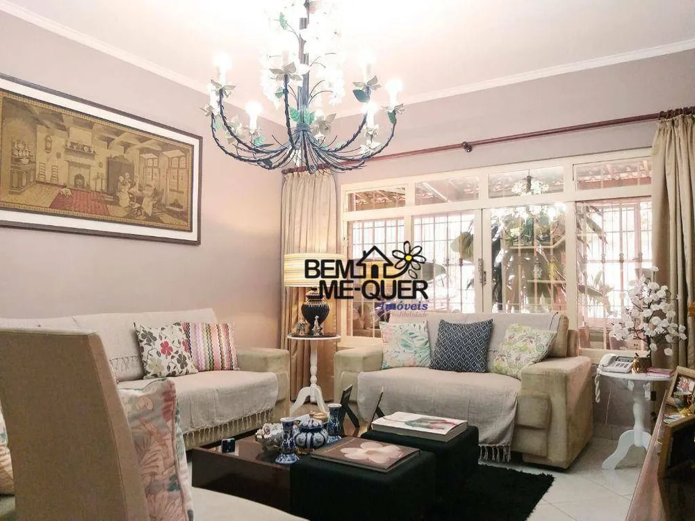 Casa, 3 quartos, 200 m² - Foto 1
