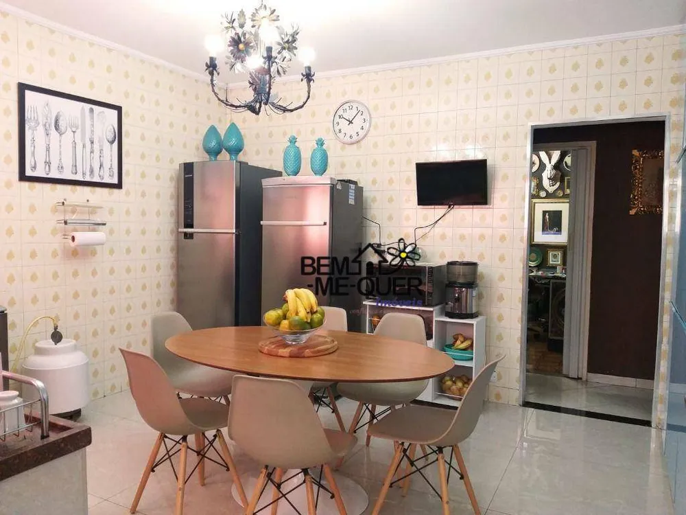 Casa, 3 quartos, 200 m² - Foto 2