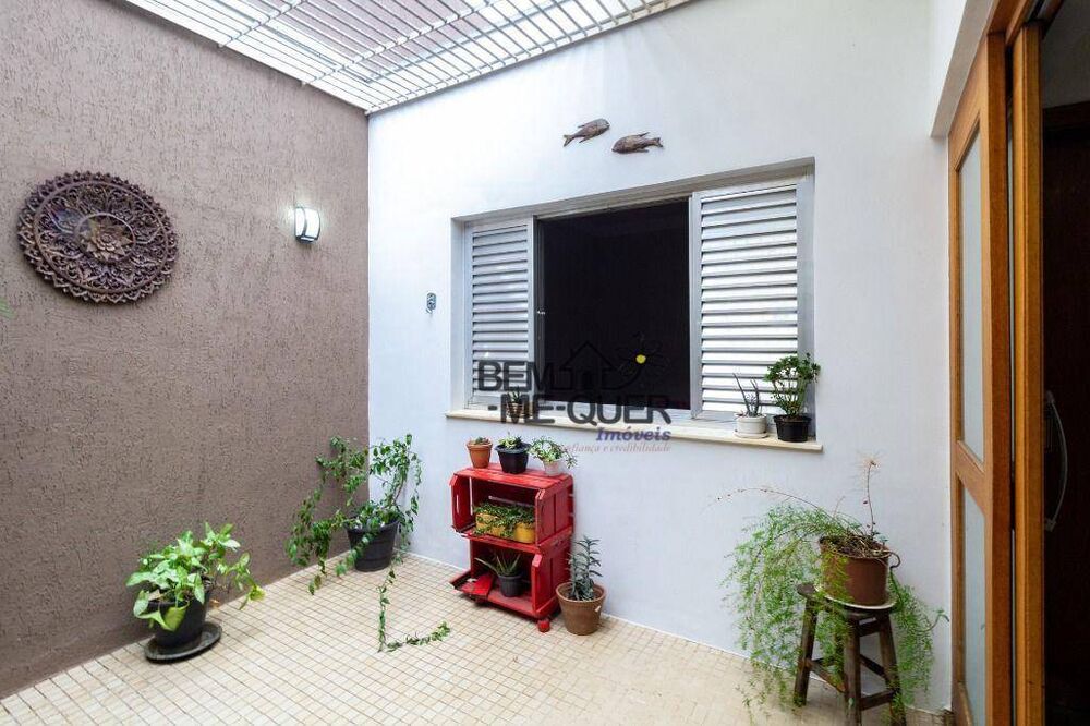 Casa à venda com 3 quartos, 230m² - Foto 24