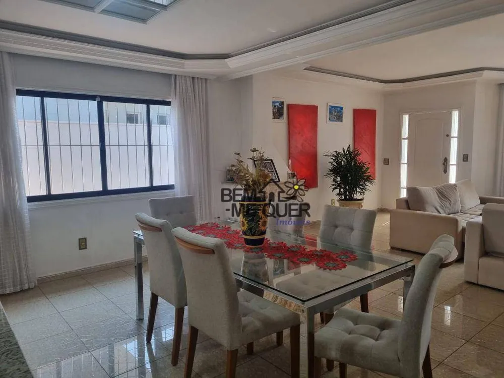 Casa, 4 quartos, 300 m² - Foto 2