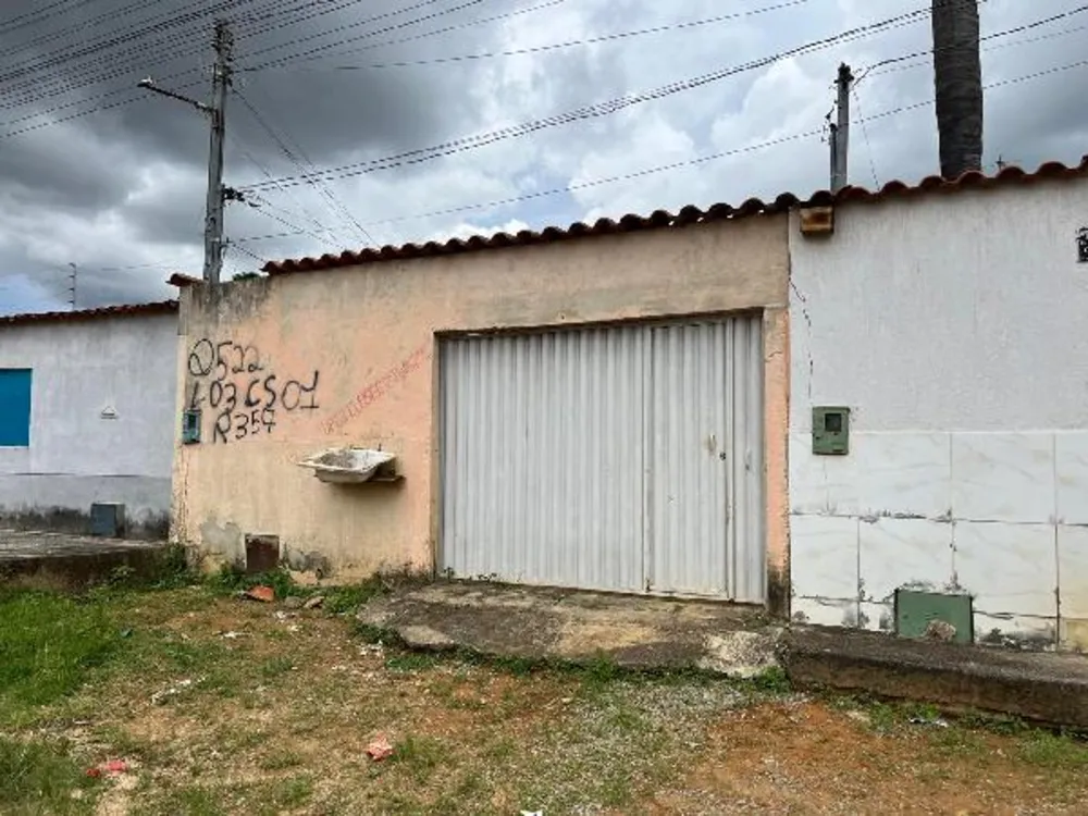 Casa, 2 quartos, 180 m² - Foto 1
