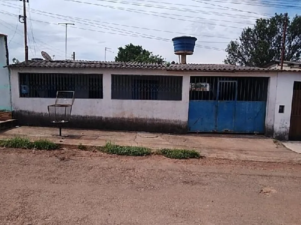 Casa, 2 quartos, 250 m² - Foto 1