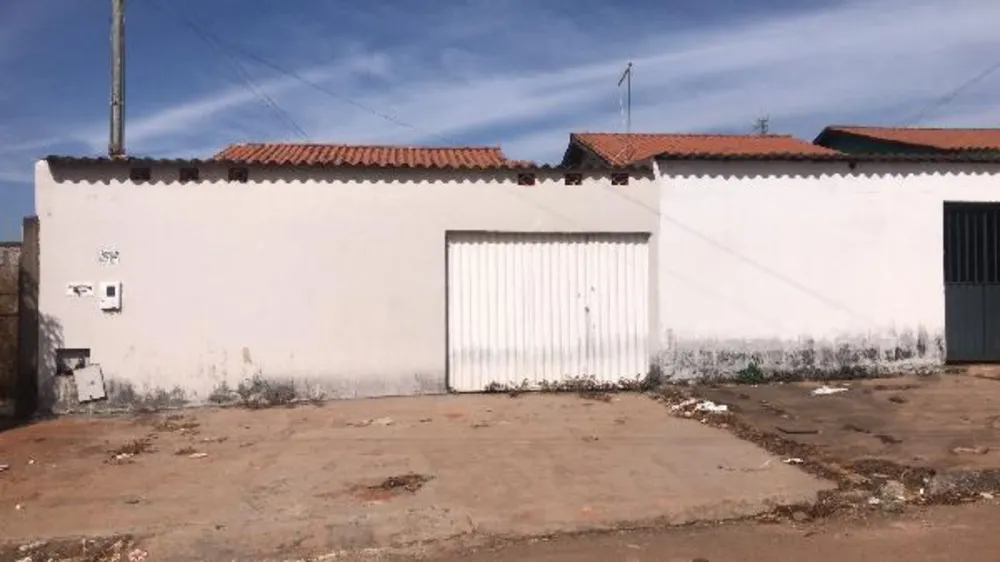 Casa, 2 quartos, 225 m² - Foto 1