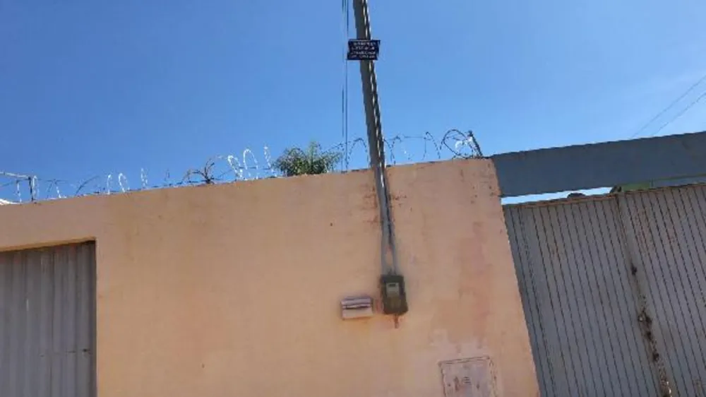 Casa, 2 quartos, 180 m² - Foto 1