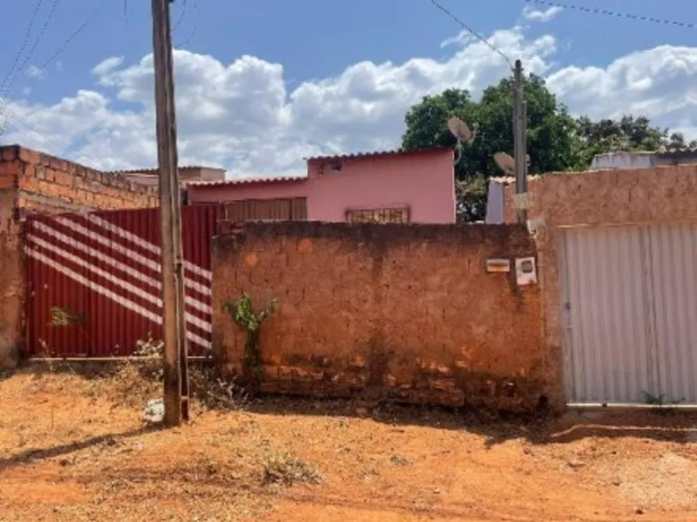Casa, 2 quartos, 222 m² - Foto 1