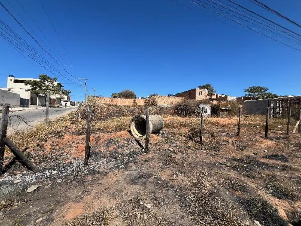 Terreno à venda, 360m² - Foto 1