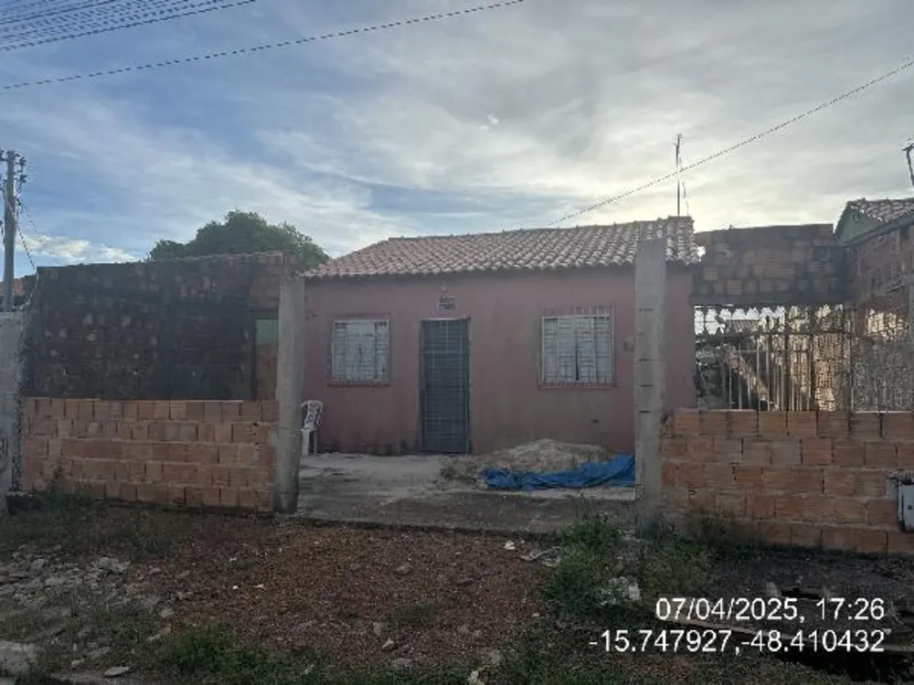 Casa, 2 quartos, 180 m² - Foto 1