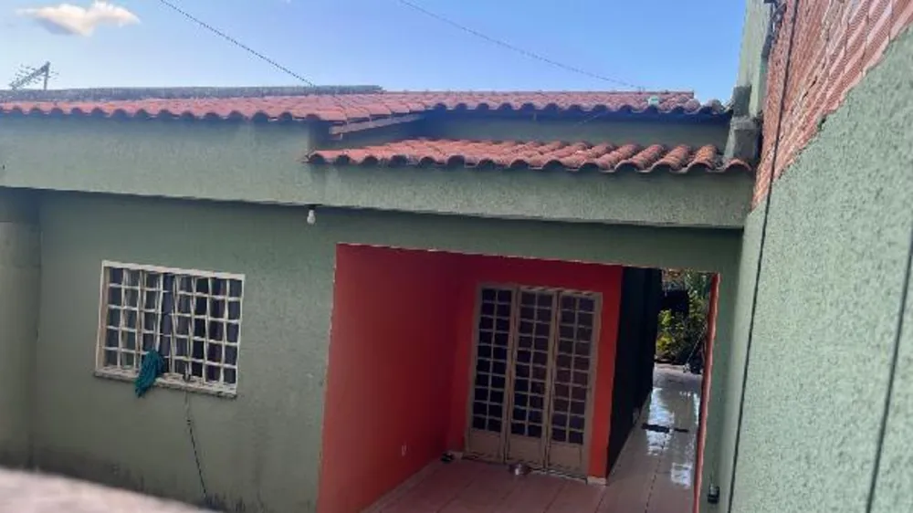 Casa, 2 quartos, 180 m² - Foto 1