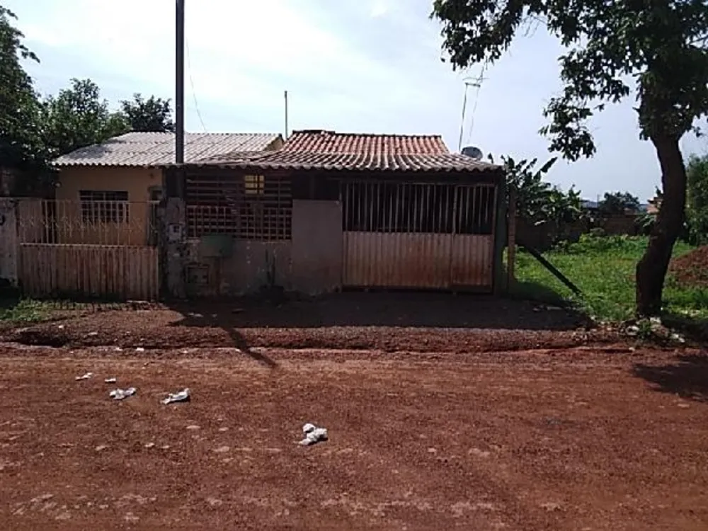 Casa, 2 quartos, 180 m² - Foto 1