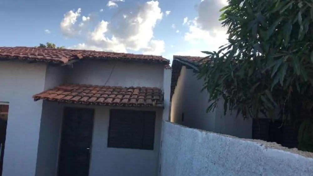 Casa, 2 quartos, 195 m² - Foto 1