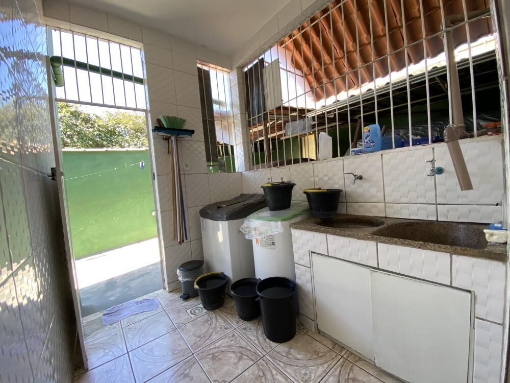 Casa, 3 quartos, 192 m² - Foto 2