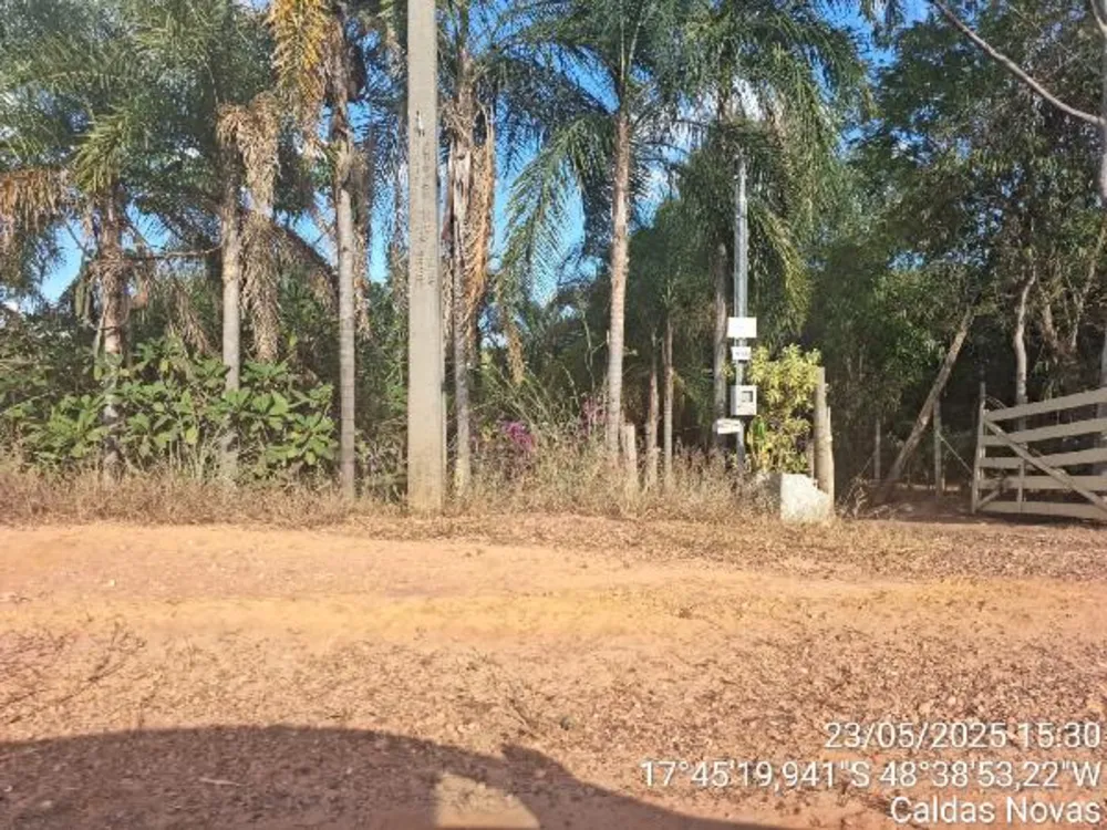 Casa, 2 quartos, 2719 m² - Foto 1