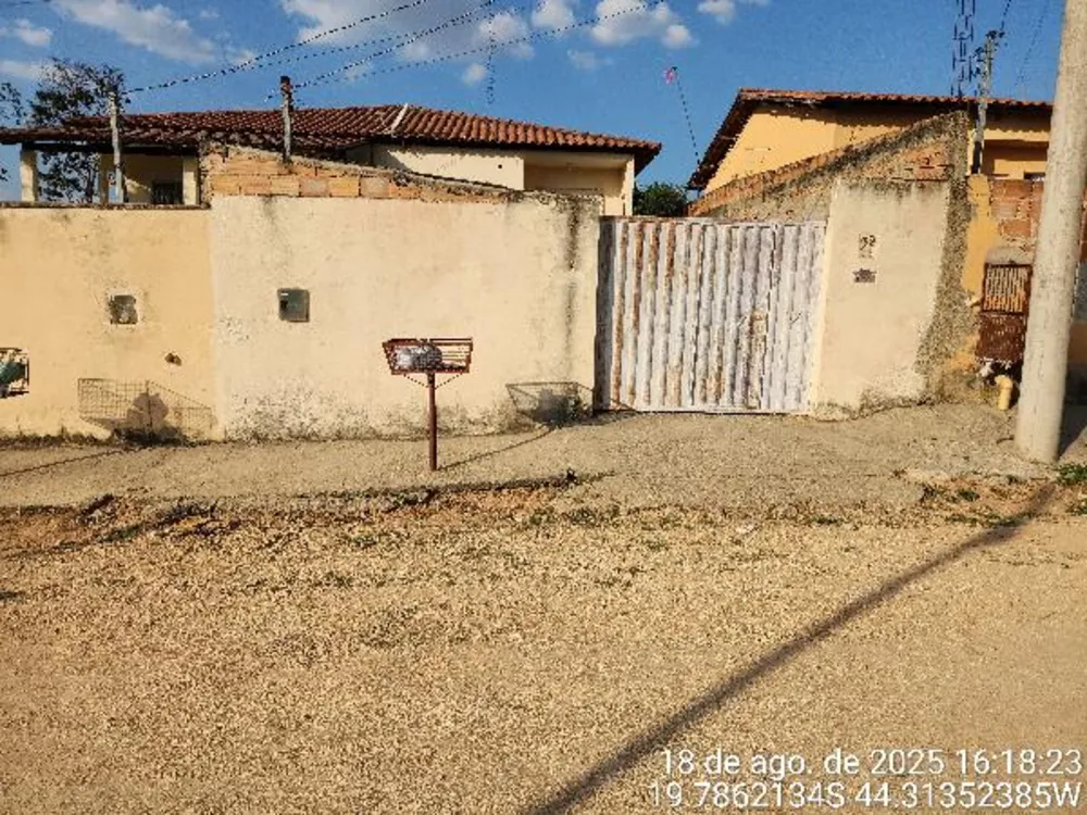 Casa, 2 quartos, 225 m² - Foto 1