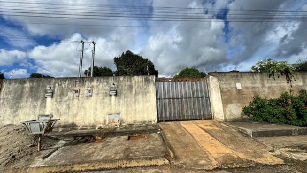 Casa, 2 quartos, 180 m² - Foto 1