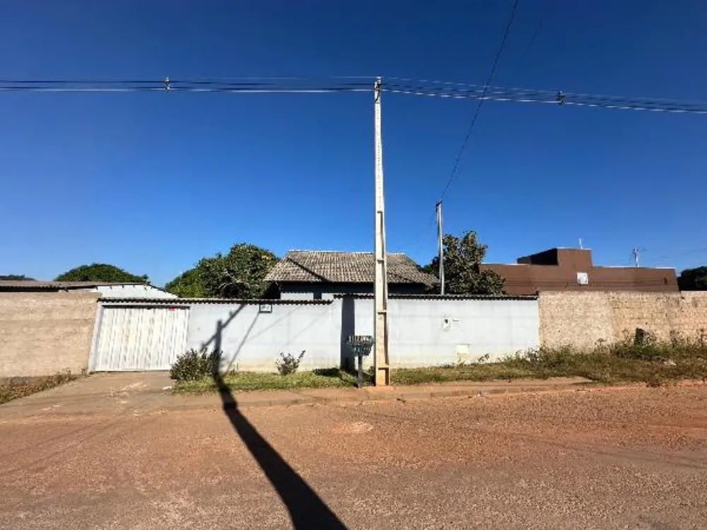 Casa, 2 quartos, 210 m² - Foto 1