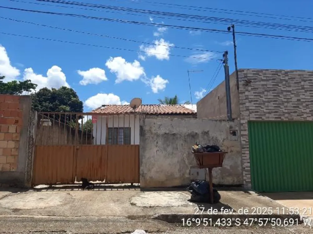 Casa, 2 quartos, 180 m² - Foto 1
