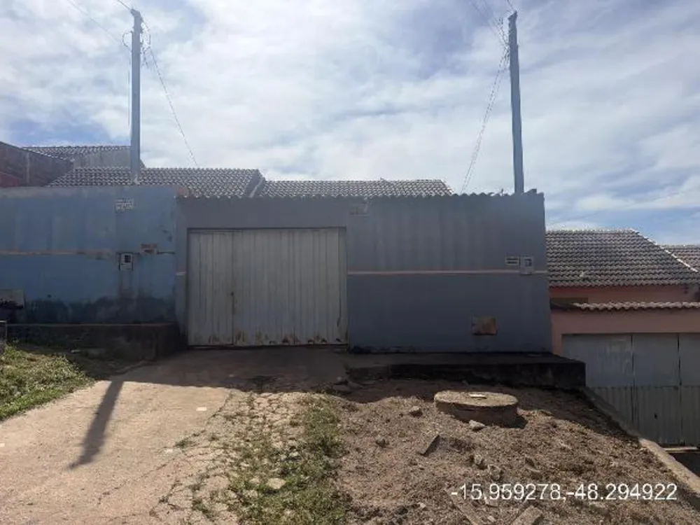 Casa, 2 quartos, 192 m² - Foto 1