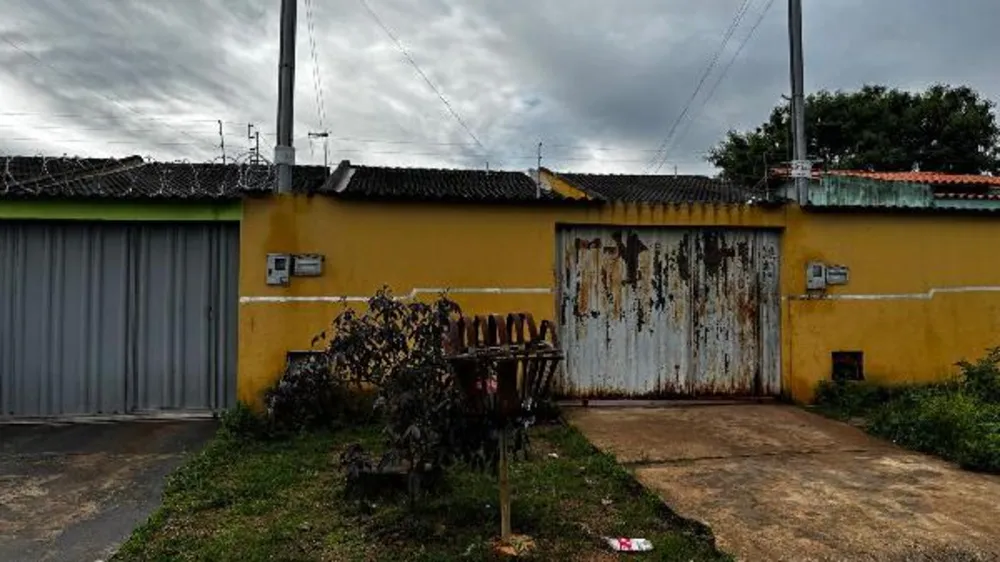 Casa, 2 quartos, 180 m² - Foto 1