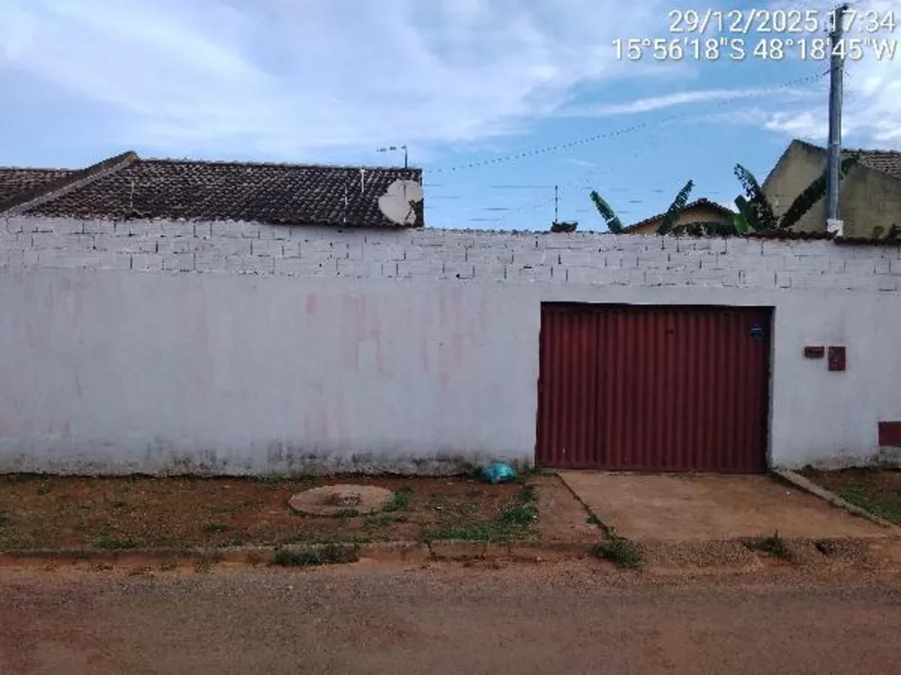 Casa, 2 quartos, 210 m² - Foto 1