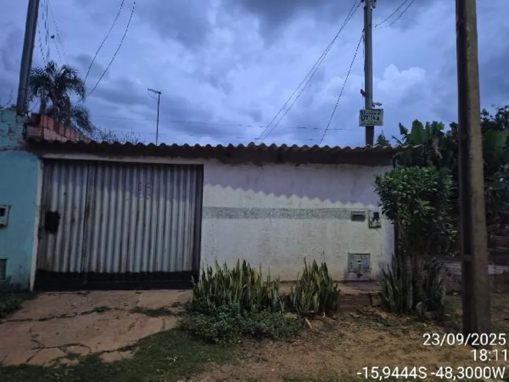 Casa, 2 quartos, 180 m² - Foto 1