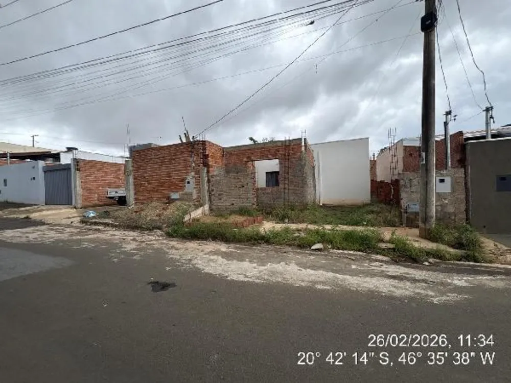 Casa, 1 quarto, 255 m² - Foto 1
