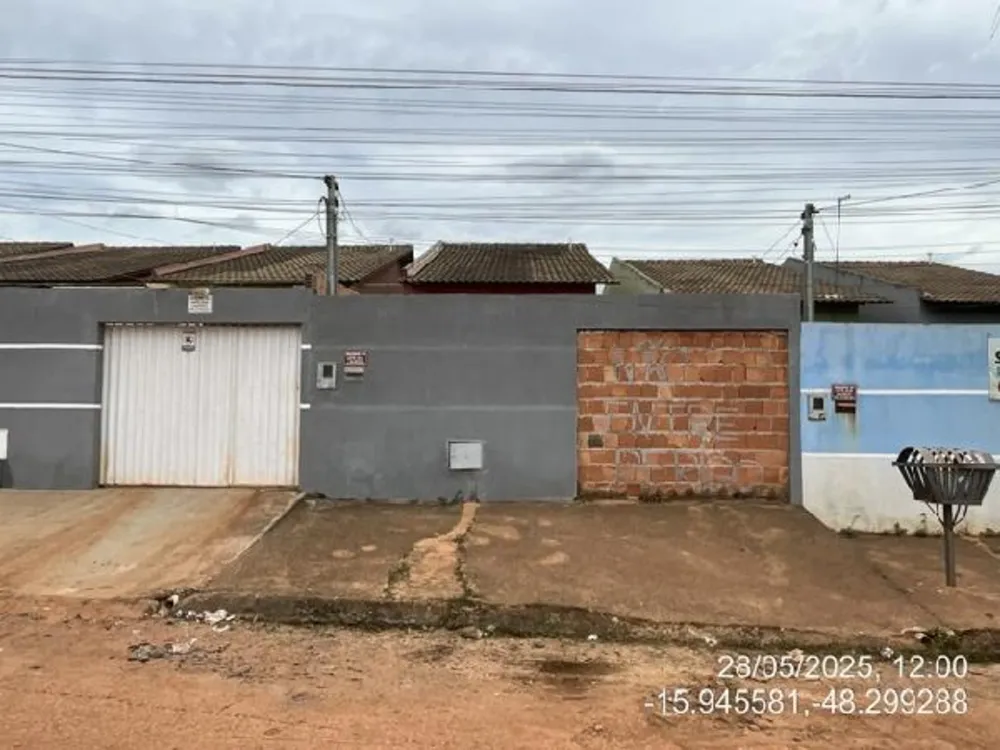 Casa, 2 quartos, 180 m² - Foto 1
