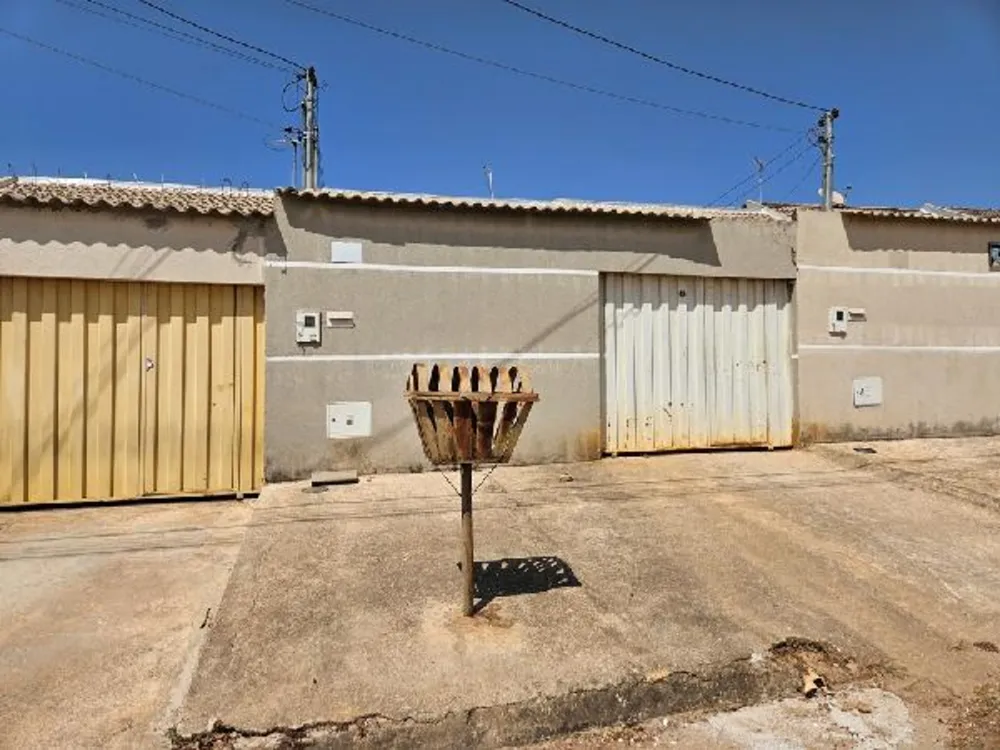 Casa, 2 quartos, 180 m² - Foto 1