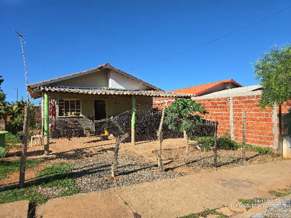 Casa, 2 quartos, 247 m² - Foto 1