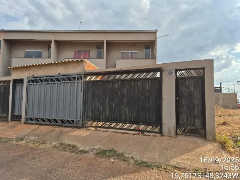 Casa, 2 quartos, 76 m² - Foto 1