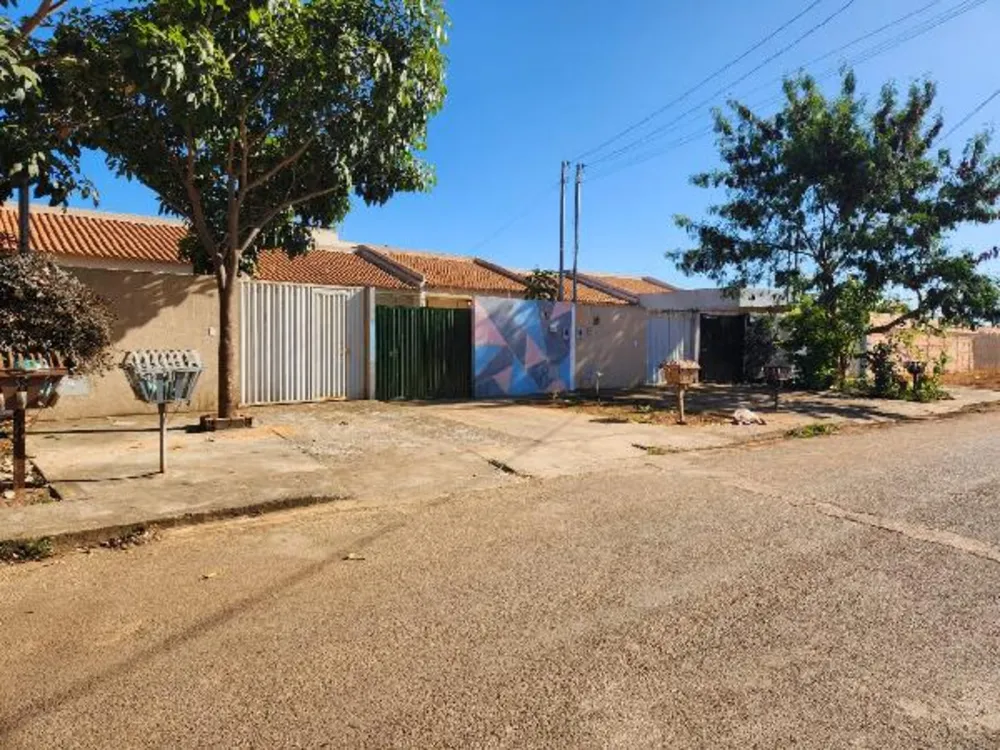 Casa, 2 quartos, 180 m² - Foto 1