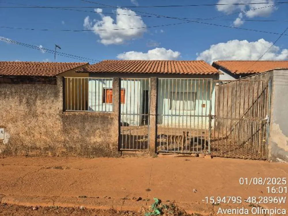 Casa, 2 quartos, 180 m² - Foto 1