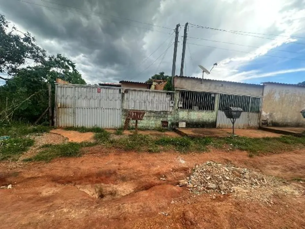 Casa, 2 quartos, 180 m² - Foto 1