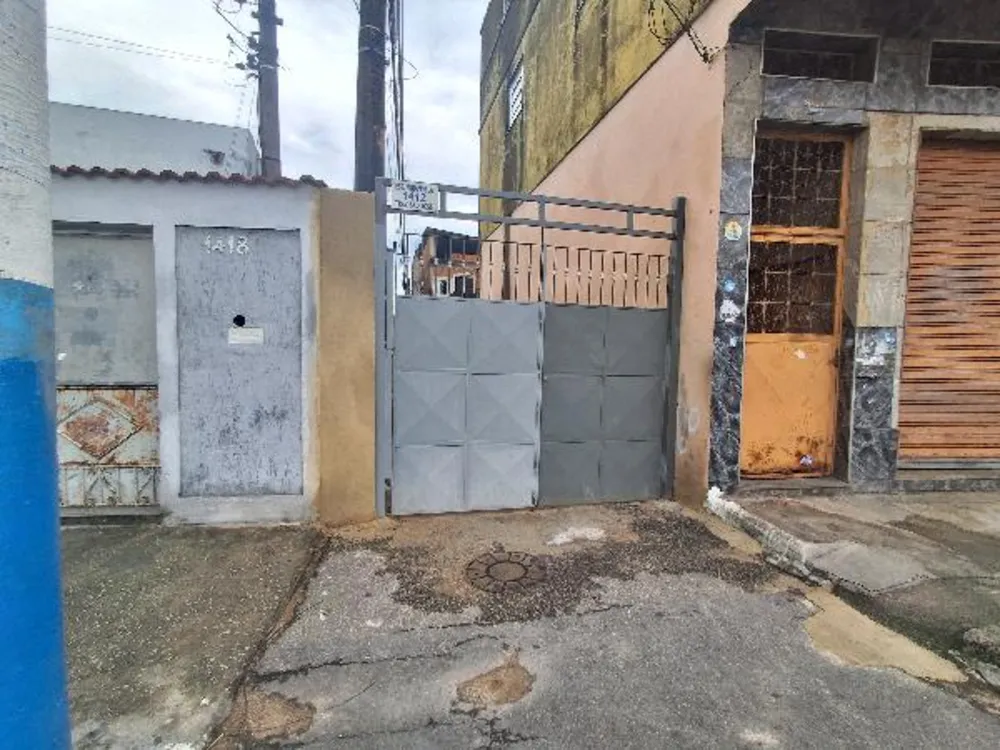 Casa, 2 quartos, 190 m² - Foto 1