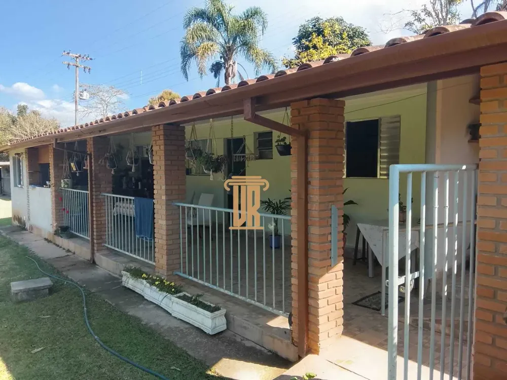 Sítio, 3 quartos, 9 m² - Foto 1