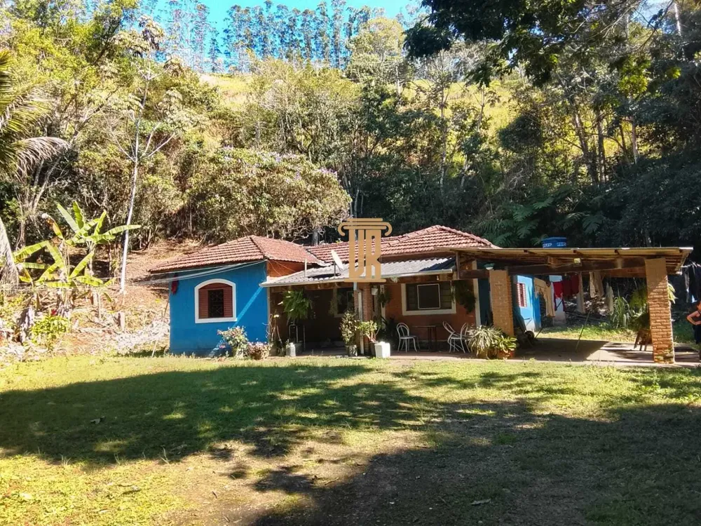 Sítio, 3 quartos, 14 m² - Foto 1