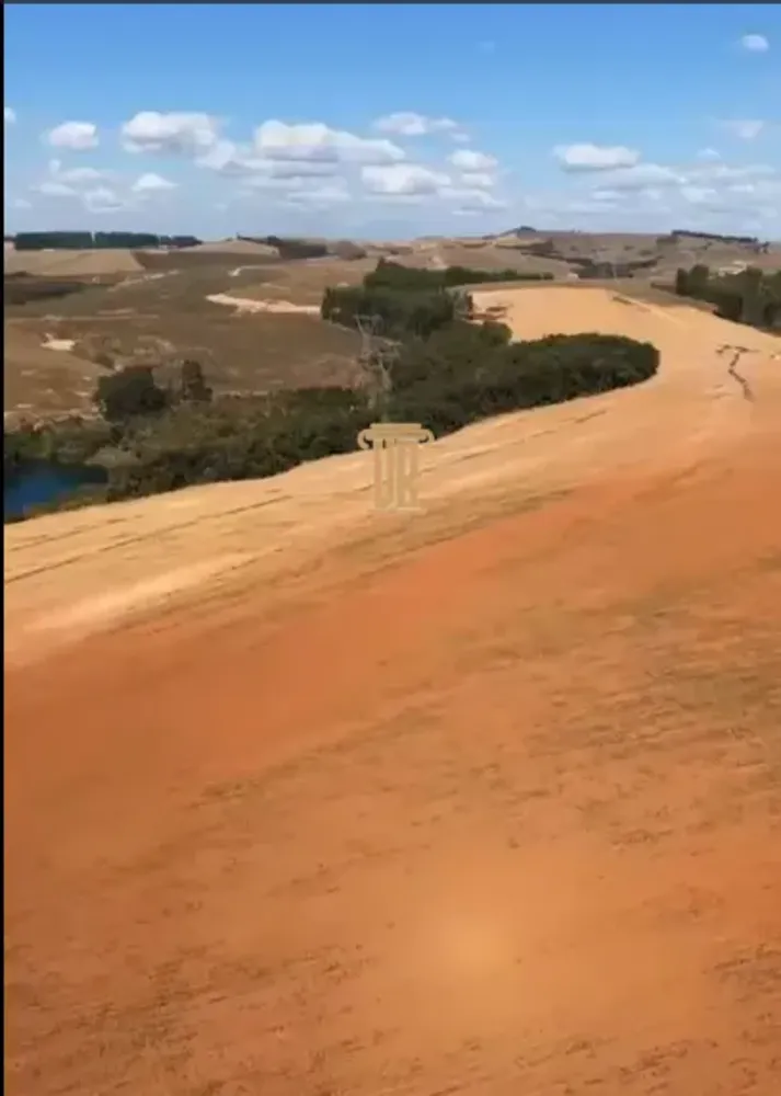 Fazenda, 1050 m² - Foto 1