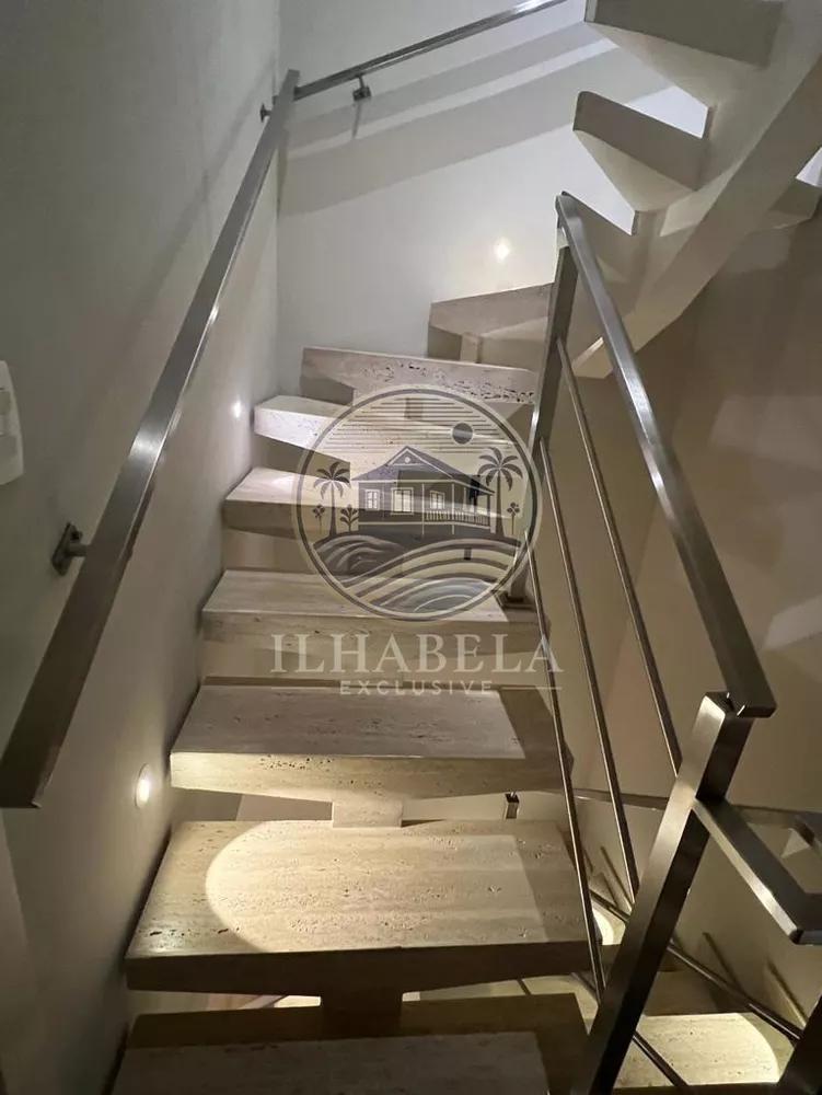 Casa, 4 quartos, 145 m² - Foto 1