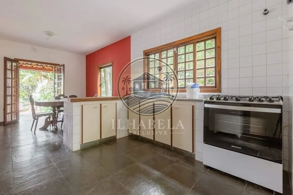 Casa, 6 quartos, 200 m² - Foto 5