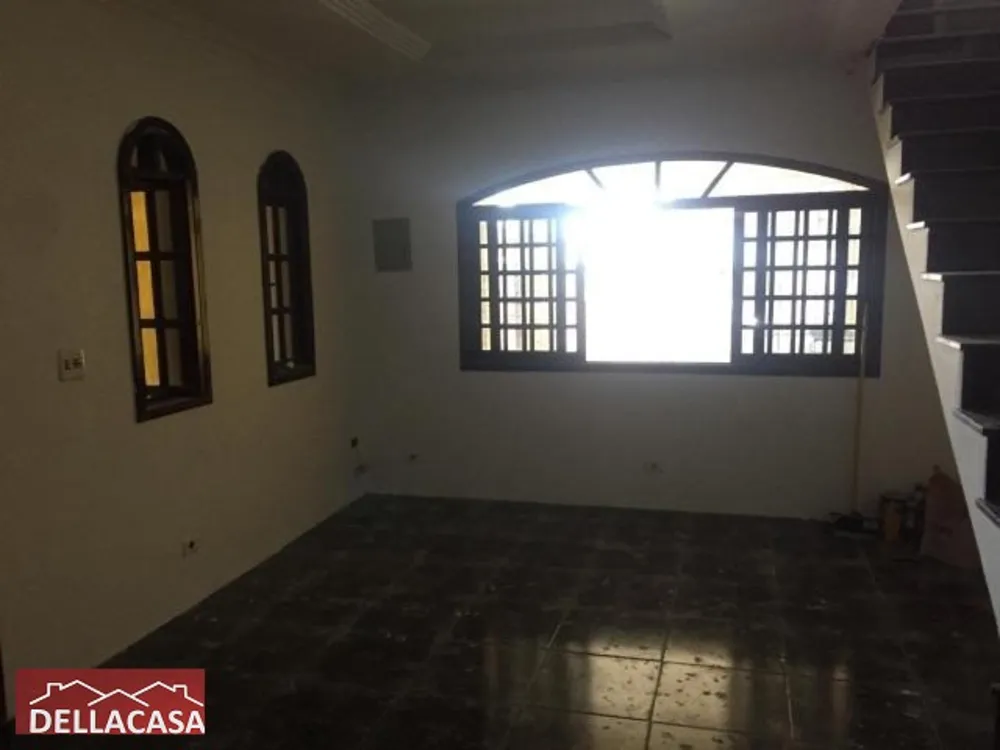 Casa, 3 quartos, 200 m² - Foto 4