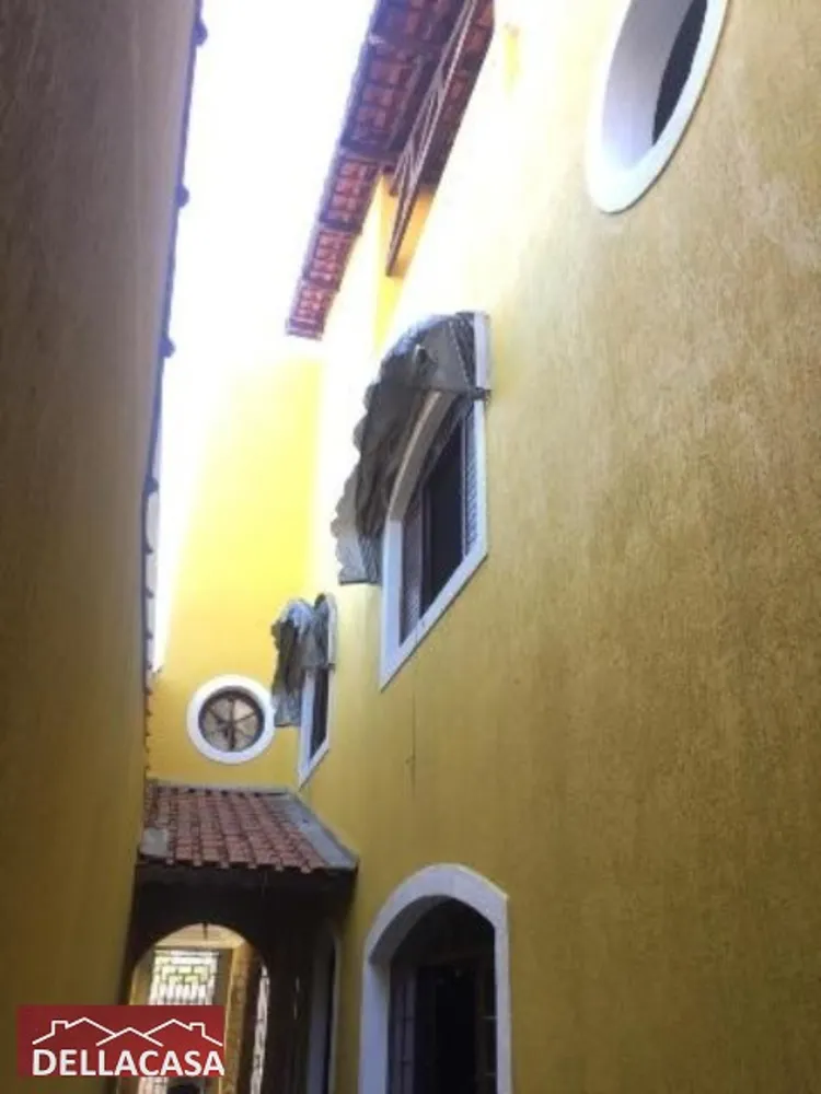 Casa, 3 quartos, 200 m² - Foto 2